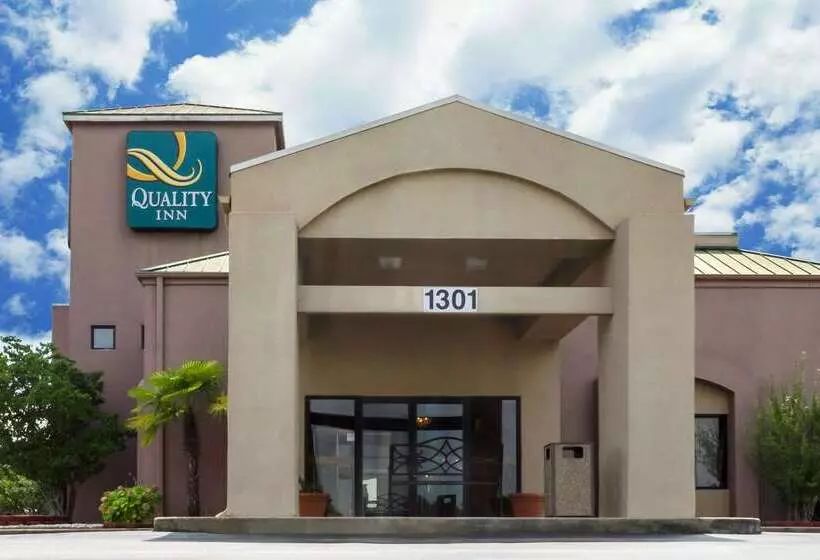 هتل Quality Inn Meridian