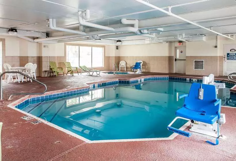 Отель Sleep Inn Airport