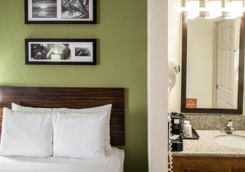 هتل Sleep Inn Airport