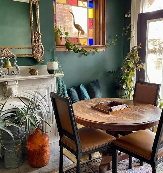 בית מלון כפרי Somerset House Inn