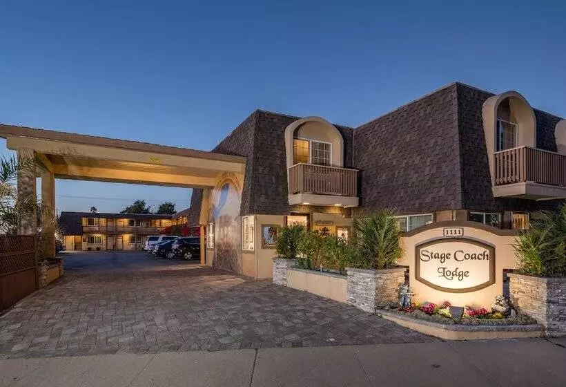 Отель Stage Coach Lodge