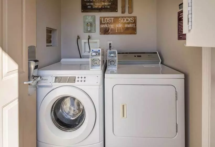 Отель Stage Coach Lodge