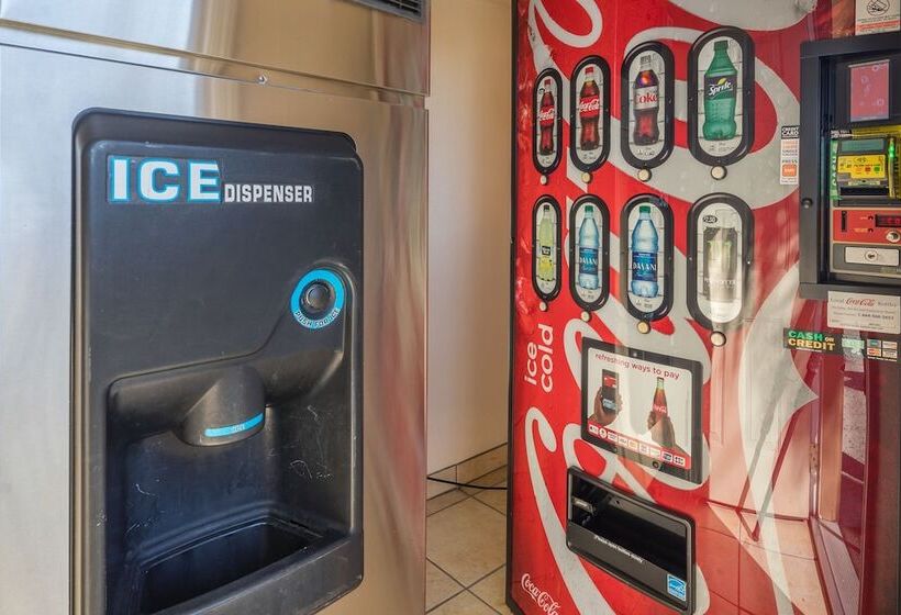 هتل Stage Coach Lodge