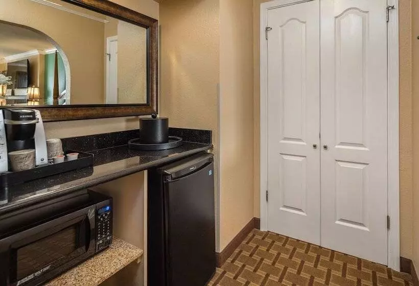 Отель Stage Coach Lodge