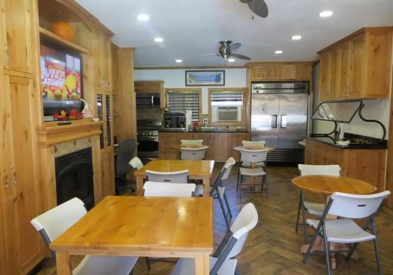 酒店 Stardust Lodge