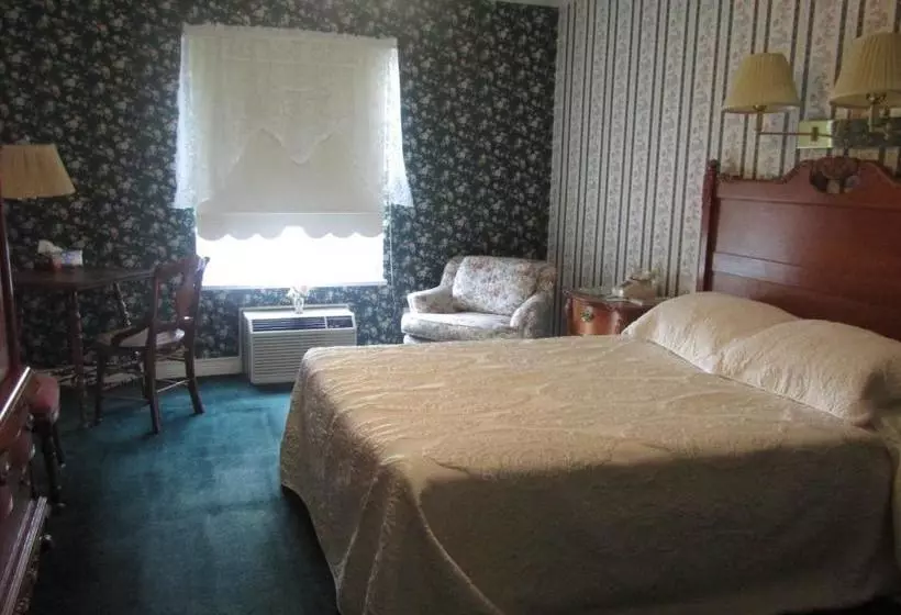 בית מלון כפרי Step Back Inn