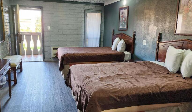 فندق Stratford Inn Tyler