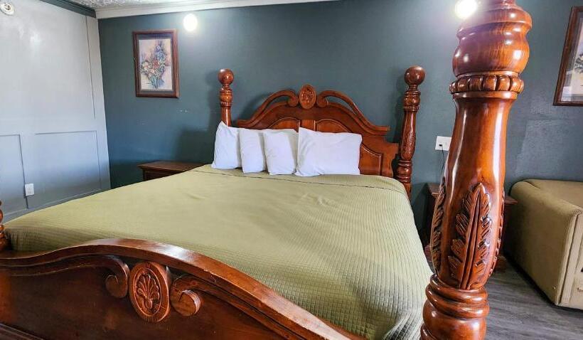 فندق Stratford Inn Tyler