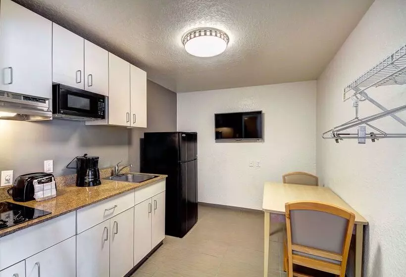 فندق Studio 6 Midwest City, Ok   Oklahoma City