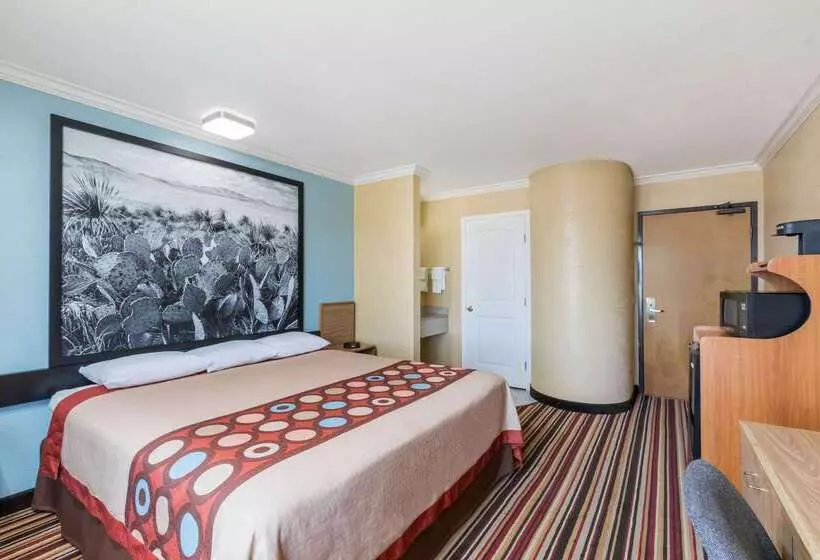 בית מלון כפרי Super 8 By Wyndham Midland