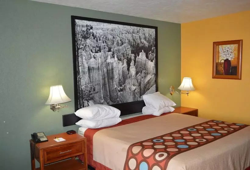 Hotel Super 8 By Wyndham St. George Ut
