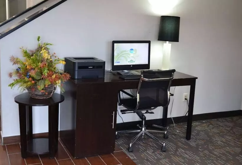 ホテル Wingate By Wyndham Bel Air I 95 Exit 77a   Apg Area