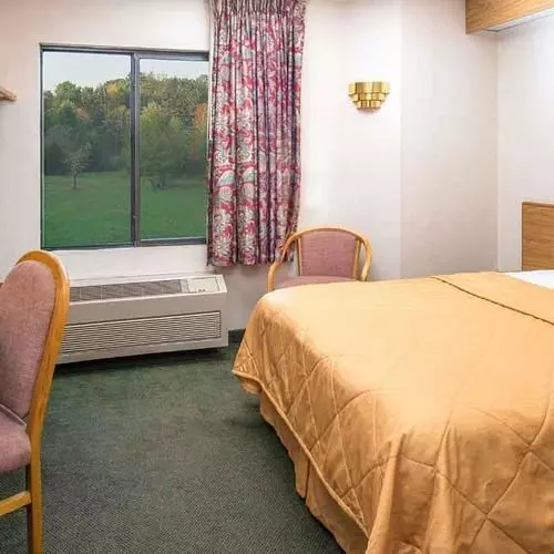 Отель Magnuson  Lincoln Airport