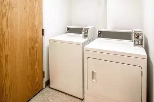 Отель Magnuson  Lincoln Airport