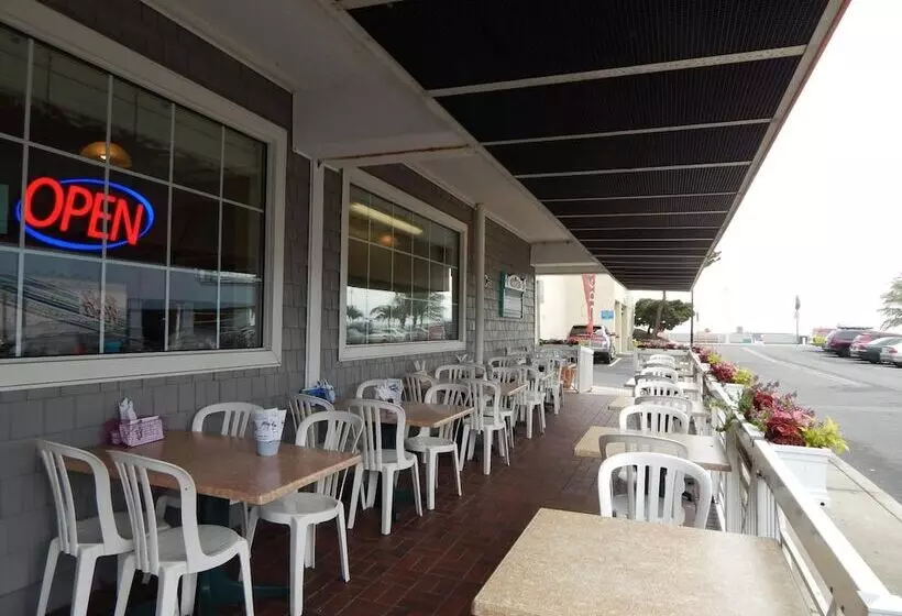 مُتل The Spinnaker