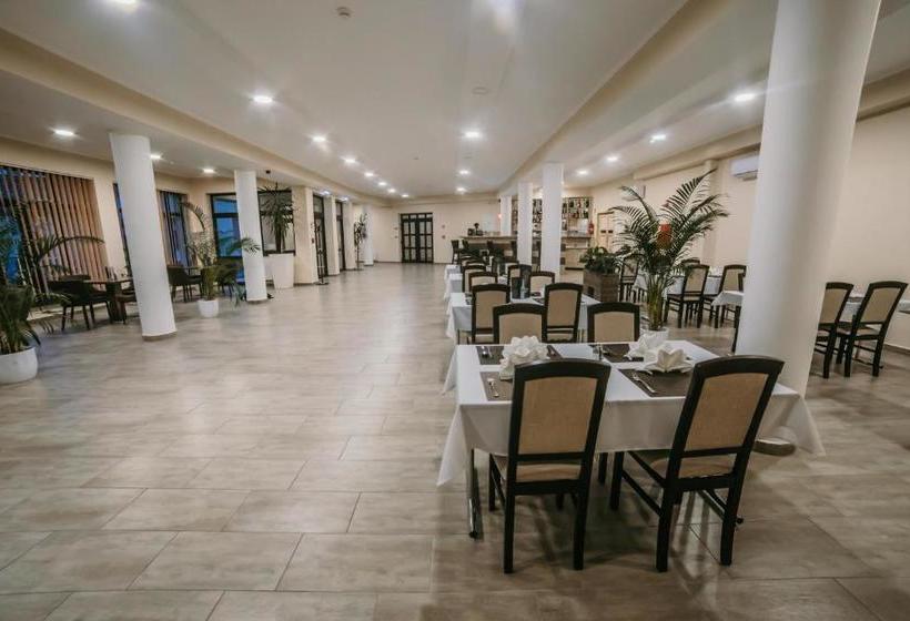 ホテル Cédrus Club