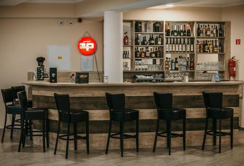 ホテル Cédrus Club