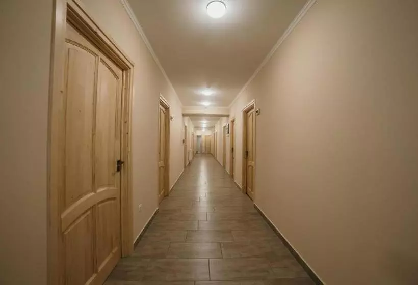 Hotelli Cédrus Club