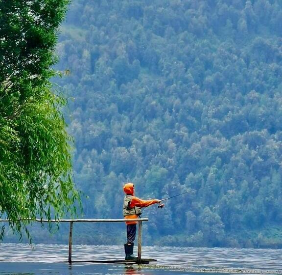 בית מלון כפרי Treca Rupan Lodge