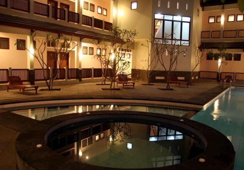 Szálloda Laut Biru Resort