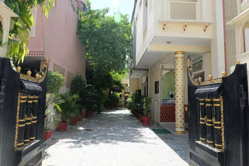 هتل Vinayak Guest House