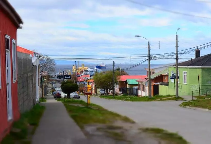 Hostal Aventura Austral