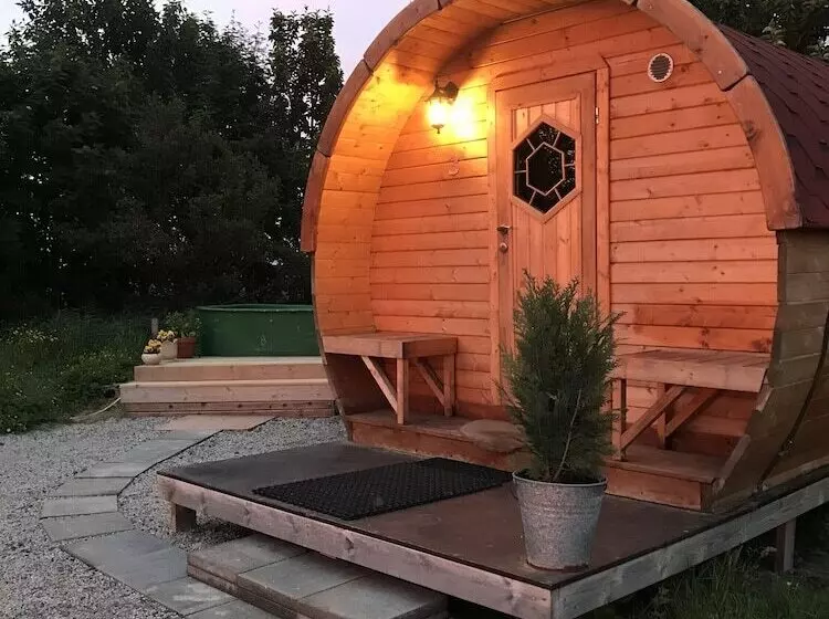 پانسیون ásahraun Guesthouse