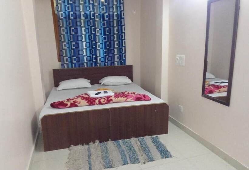 پانسیون Sri Sai Inn