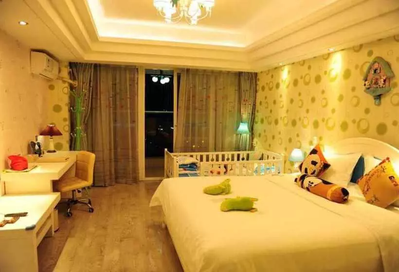 هتل Chengdu Charm City