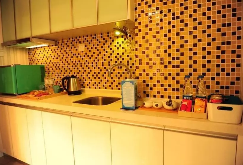 هتل Chengdu Charm City