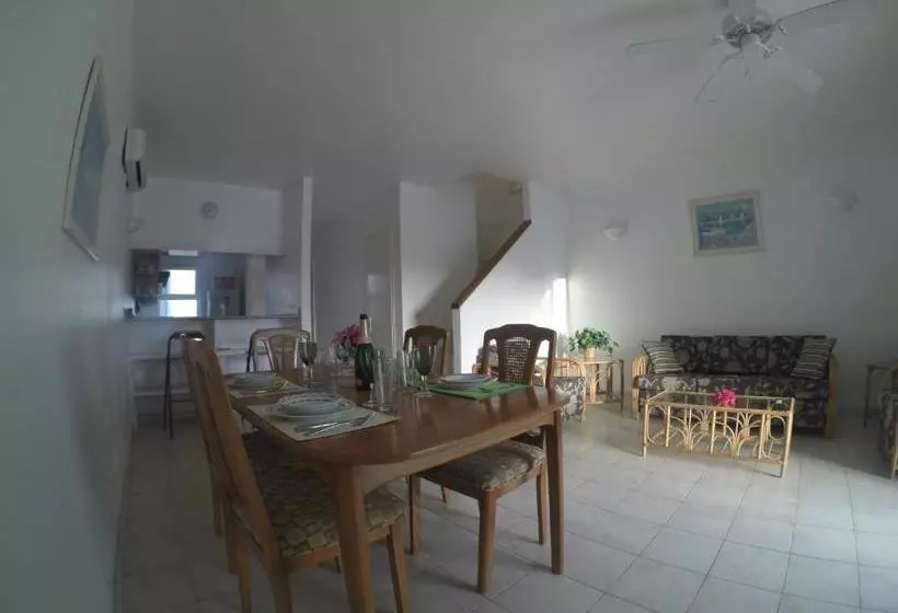 تختخواب و صبحانه Guesthouse Antigua Chiama Italia