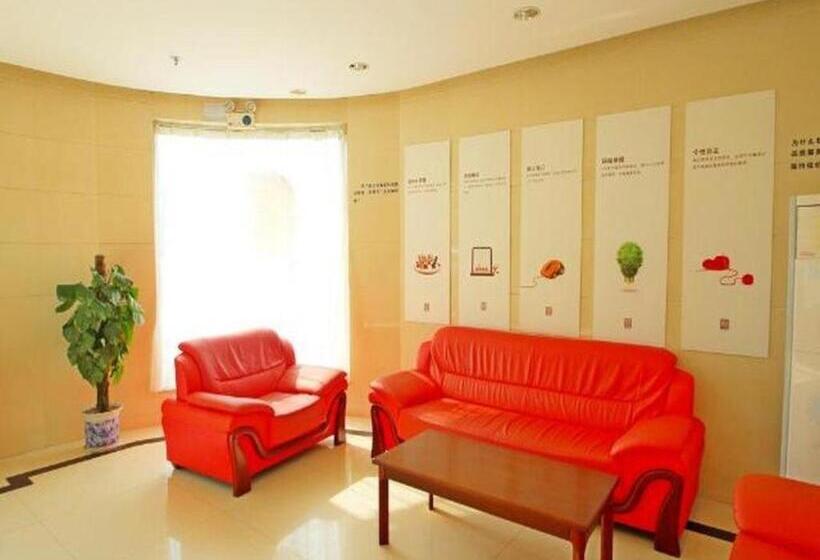 Otel 7 Days Inn Shanghai Lujiazui Shimao Binjiang Garden