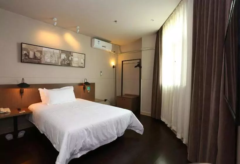 Hotelli Jinjiang Inn Pinshang Tianjin Dongli Development Area Branch