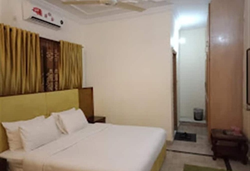 پانسیون Royal Garden