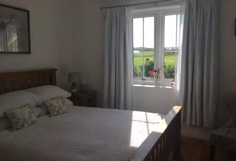 Aamiaismajoitus (B&B) Clashmore Wood