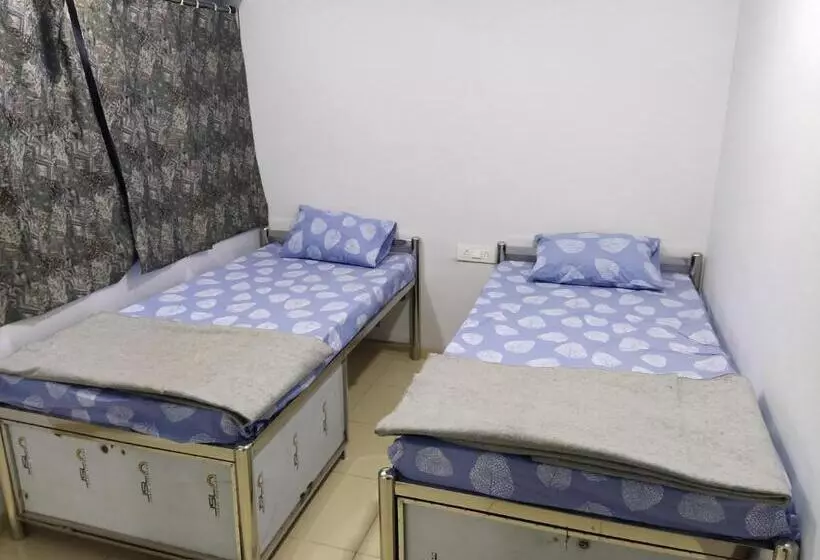 Aamiaismajoitus (B&B) Shiv Sai Dormitory