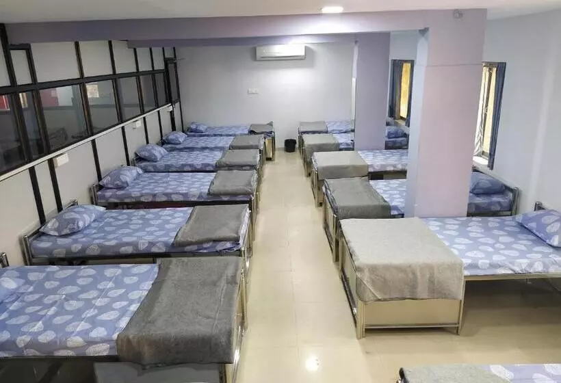 Aamiaismajoitus (B&B) Shiv Sai Dormitory