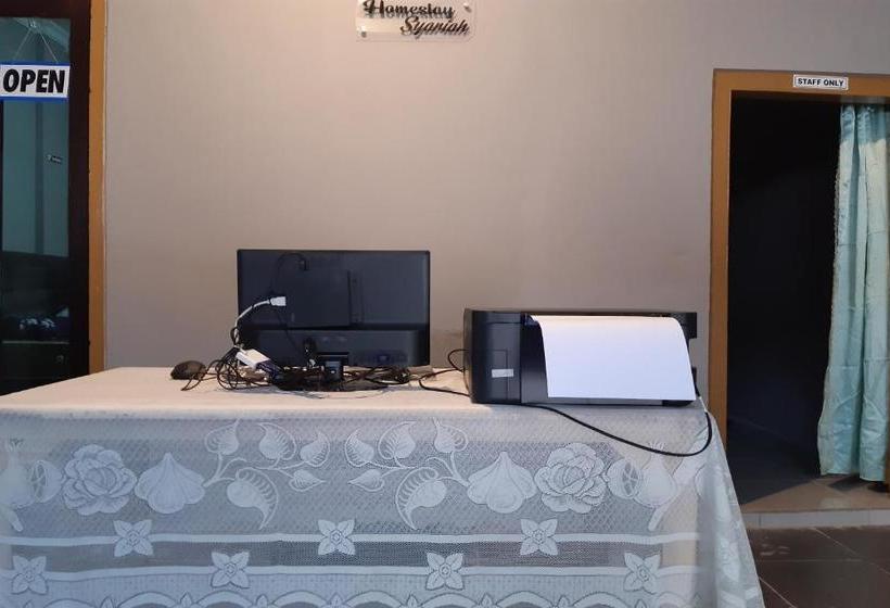 Szálloda Oyo 2937 Nindy Homestay 2