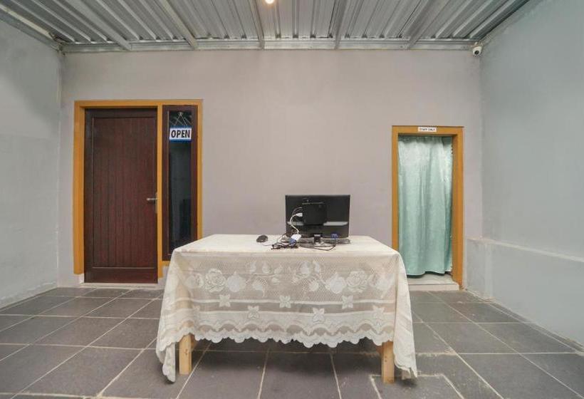 Szálloda Oyo 2937 Nindy Homestay 2