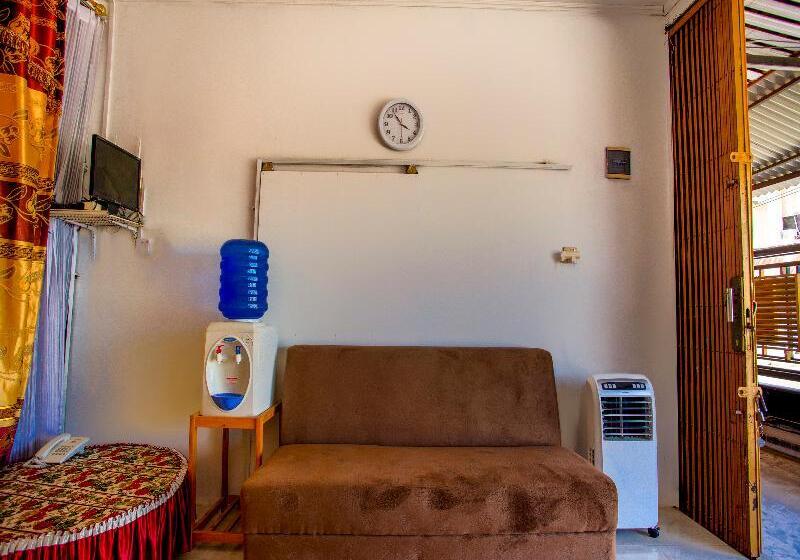 בית מלון כפרי Handira Homestay Syariah Padang Redpartner