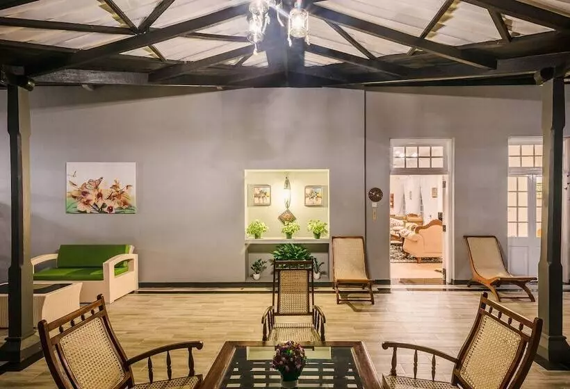 リゾートホテル The Rosen Villa