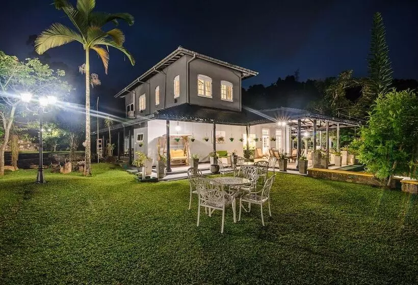リゾートホテル The Rosen Villa