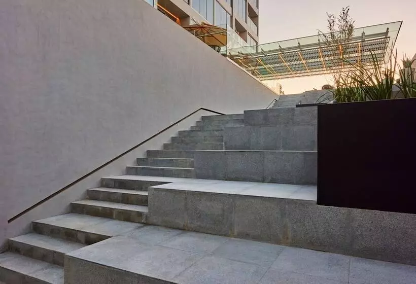 ホテル City Express Plus By Marriott Guadalajara Providencia