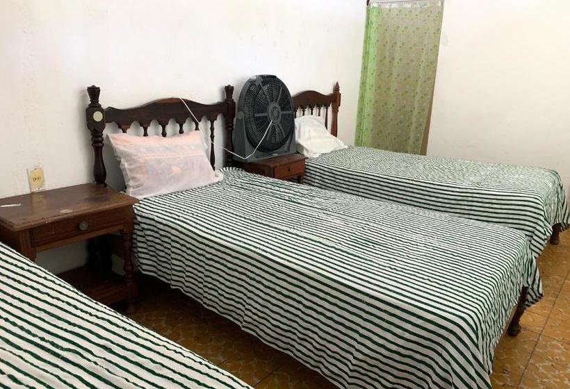 فندق Oyo  Las Palmas Cuyutlan