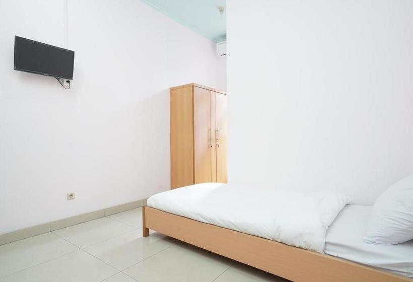 Otel Oyo Life 2084 Pasir Kaliki 165