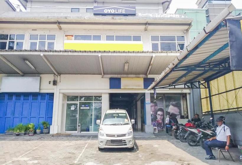 Otel Oyo Life 2084 Pasir Kaliki 165