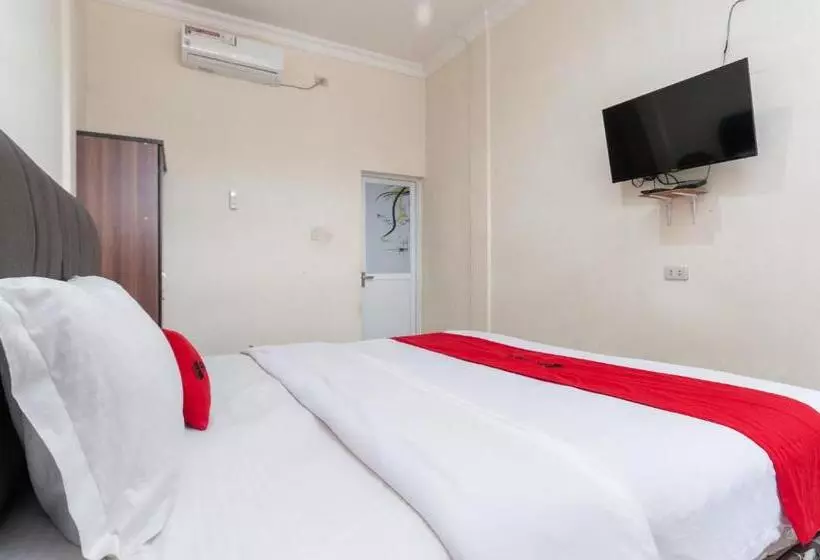 ホテル Reddoorz At Samuel Homestay Pematangsiantar