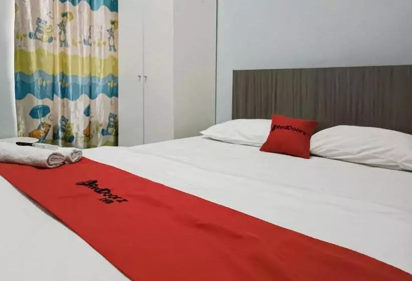 Hotelli Reddoorz Syariah At Jalan Doktor Warsito Lampung