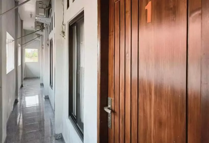 Hotelli Reddoorz Syariah At Jalan Doktor Warsito Lampung