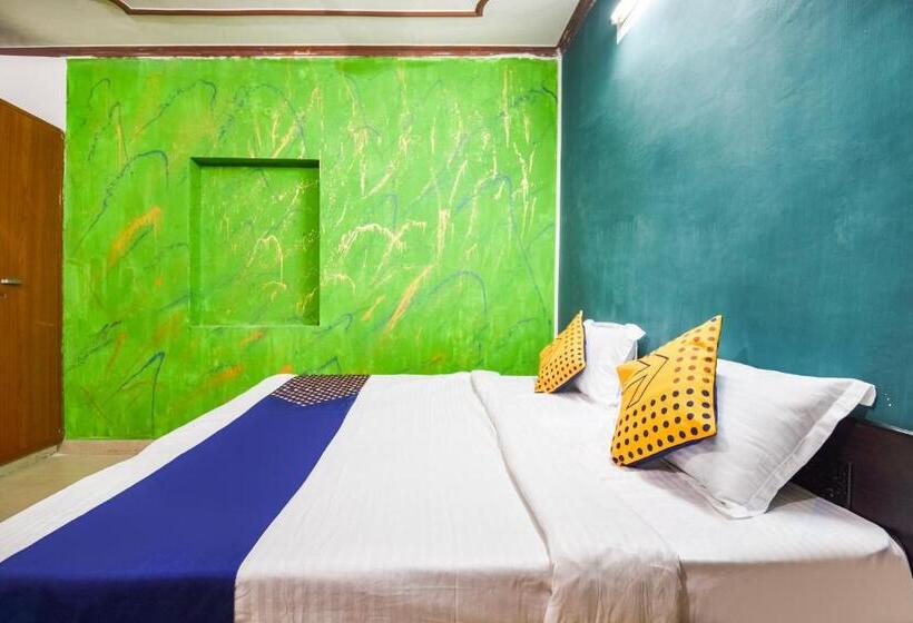 호텔 Spot On Sunshine